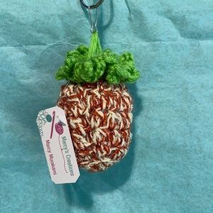 Cute Pineapple 🍍 keychain or any type of decoration. Light green/ white